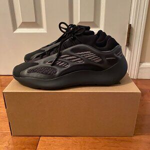 Yeezy 700 V3 - Alvah